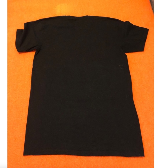 Bundle of 2 Ashes to Dust tees EUC - Picture 4 of 7